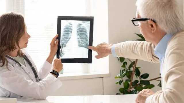 El cáncer de pulmón afecta cada vez a más mujeres. (Foto: Envato)